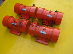 YZS振動(dòng)電機(jī):激振能力強(qiáng)，拆卸方便。